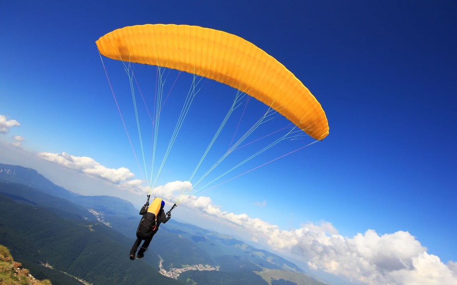 Paraglide high above Wagrain