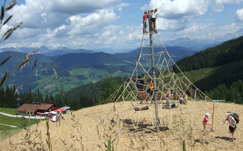 The rope pyramid at WAGRAINi's Grafenberg