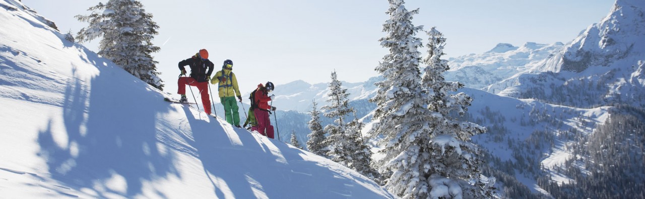 Skitourengeher inmitten der traumhaften Winterlandschaft von Wagrain, Salzburger Land © TVB Wagrain Kleinarl
